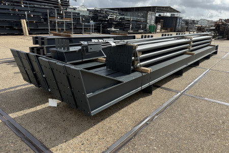 13.00 x 35.00m (455m²)
